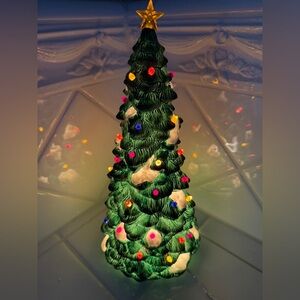 Department 56 Heritage Village Collection “Town Tree”